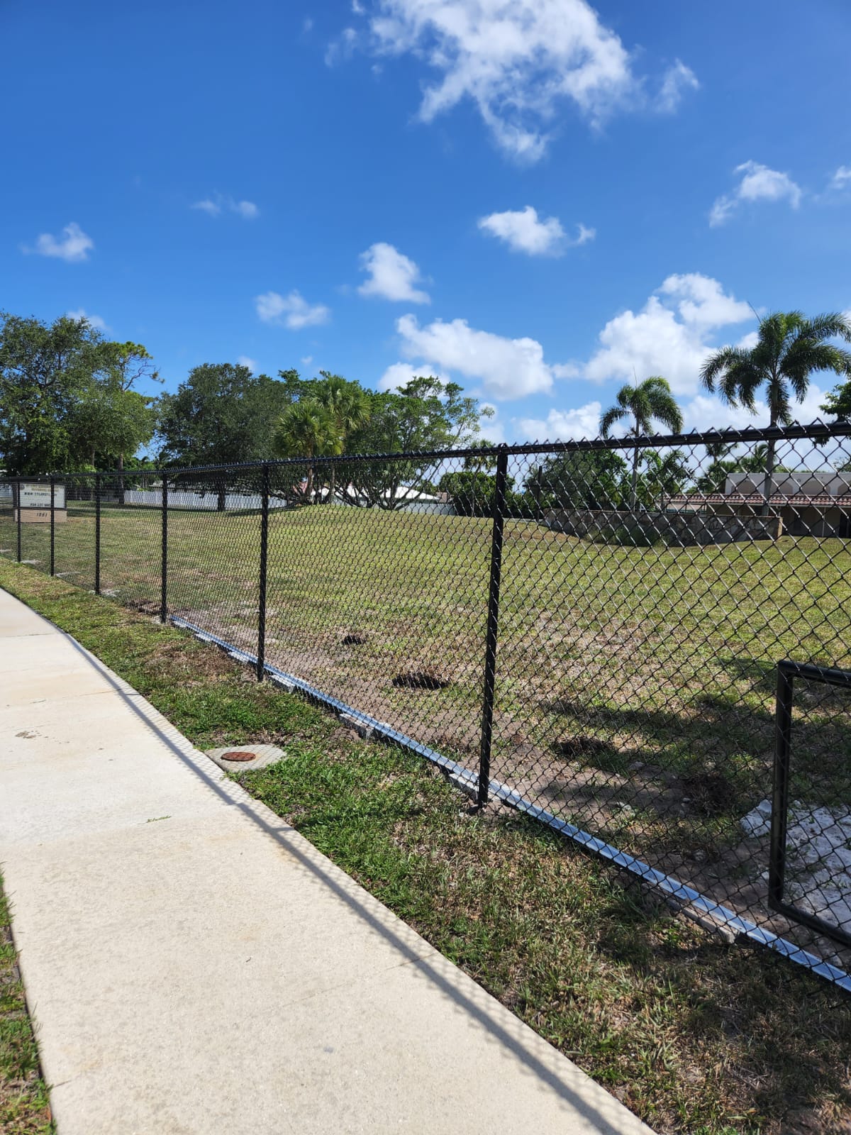 Black Chain Link Fence System 1